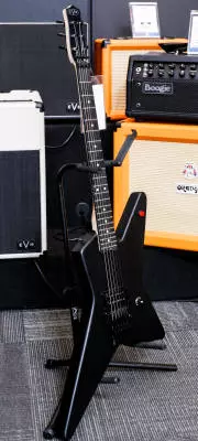 EVH - Limited Edition Star, Ebony Fingerboard - Stealth Black 2